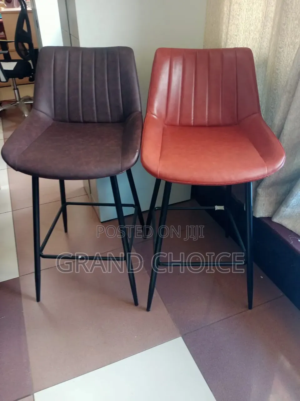 Executive Modern Stool