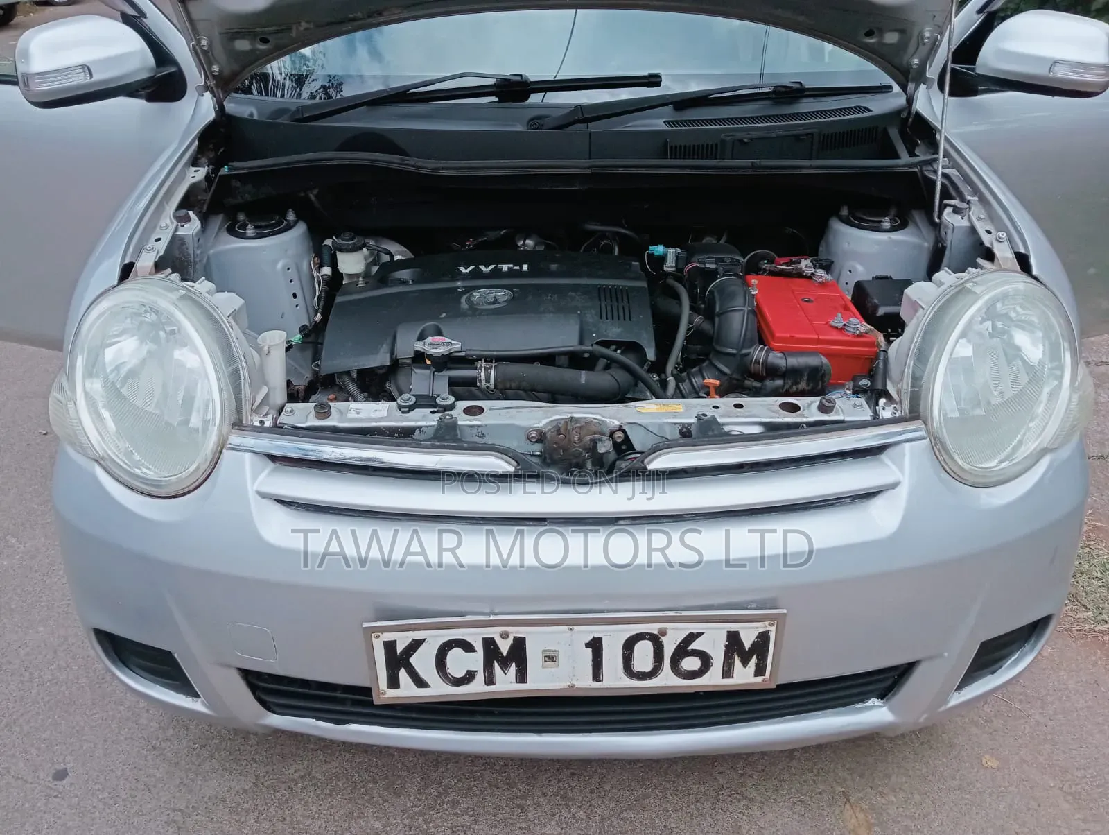 Toyota Sienta 2010 Silver