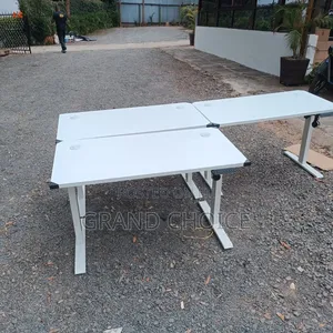 White 1.2m Electric Adjustable Table