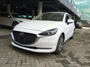 Mazda 2 2020 White