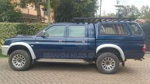 Mitsubishi L200 1994 Blue