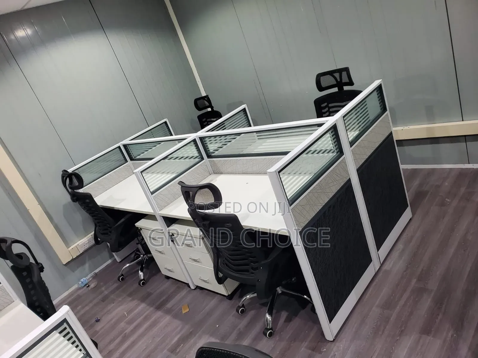 Imported 4 Seater Workstation