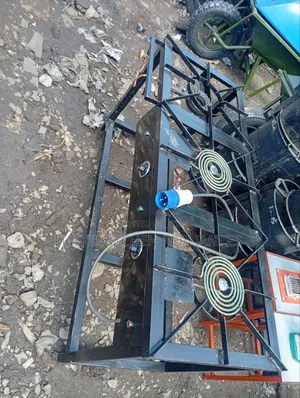 Three Burner High Pressure With an Electric Burner.