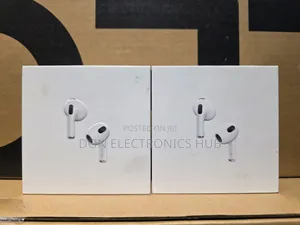 Apple Airpods 3 | Lighting Charging Case
