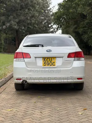 Subaru Legacy 2012 White