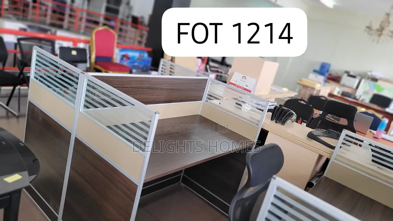 Wooden Modern Office Worker Station