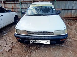 Toyota Corolla 1998 White