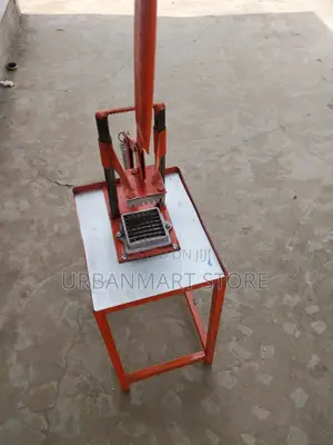 Strong Metal Potato Cutter for Perfect Chips