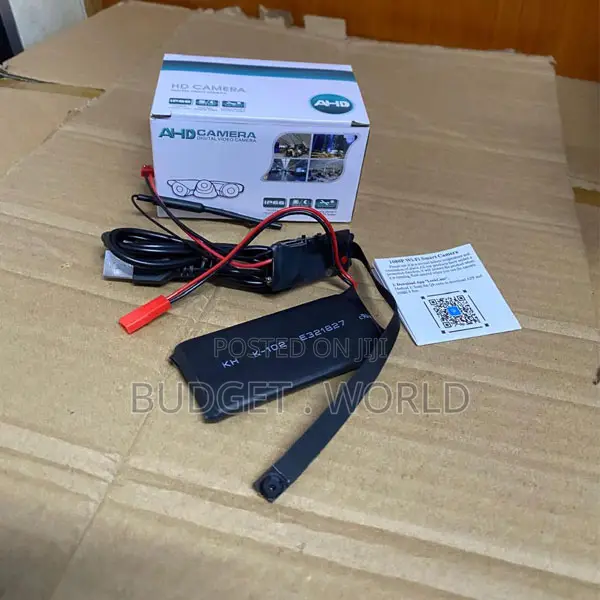 Mn4 Ultra-Mini Camera – Lightweight Rechargeable Recording Device