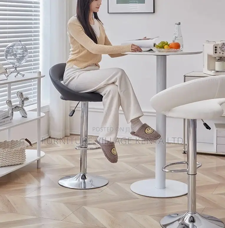 360 Degree Swivel Height Adjustable Bar Stool