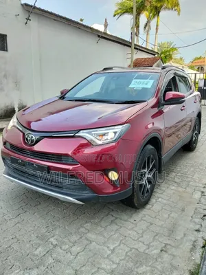 Toyota RAV4 2018 Red
