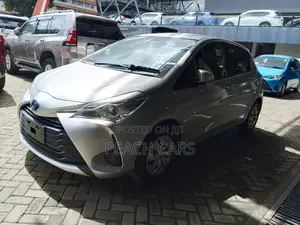 Toyota Vitz 2018 White