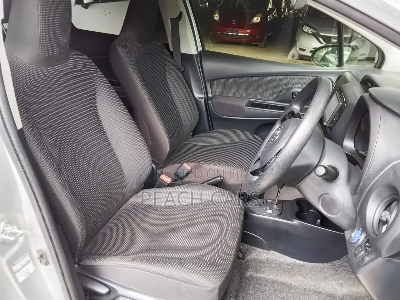 Toyota Vitz 2018 White