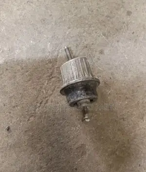 Engine Mounting Toyota Mark X