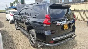 Toyota Land Cruiser Prado 2019 Black