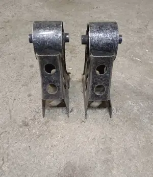Rear Engine Mounting Nissan Xtrail