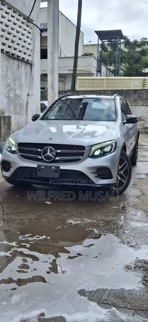 Mercedes-Benz GLC-Class 2019 Silver
