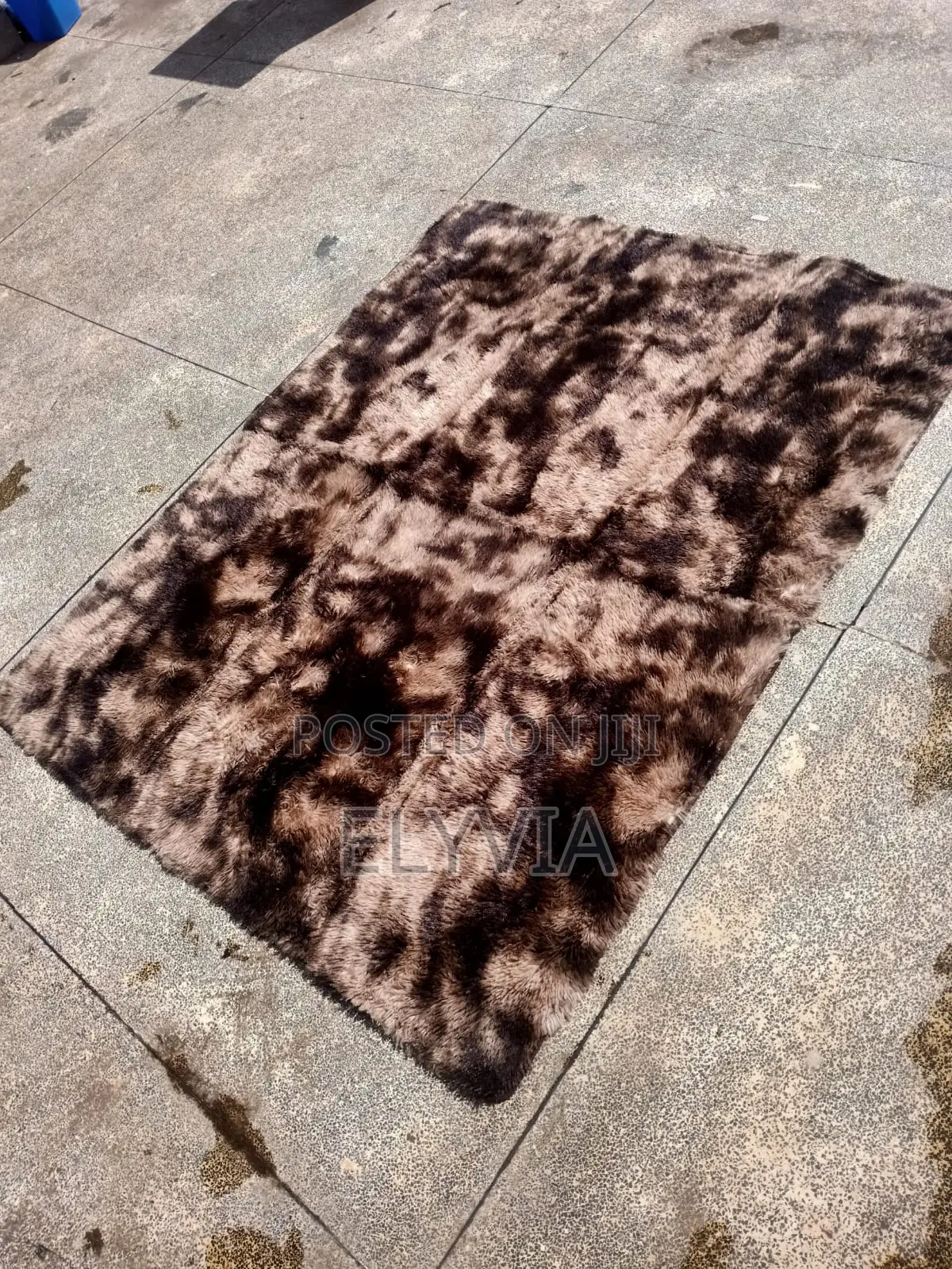 Fluffy Carpet