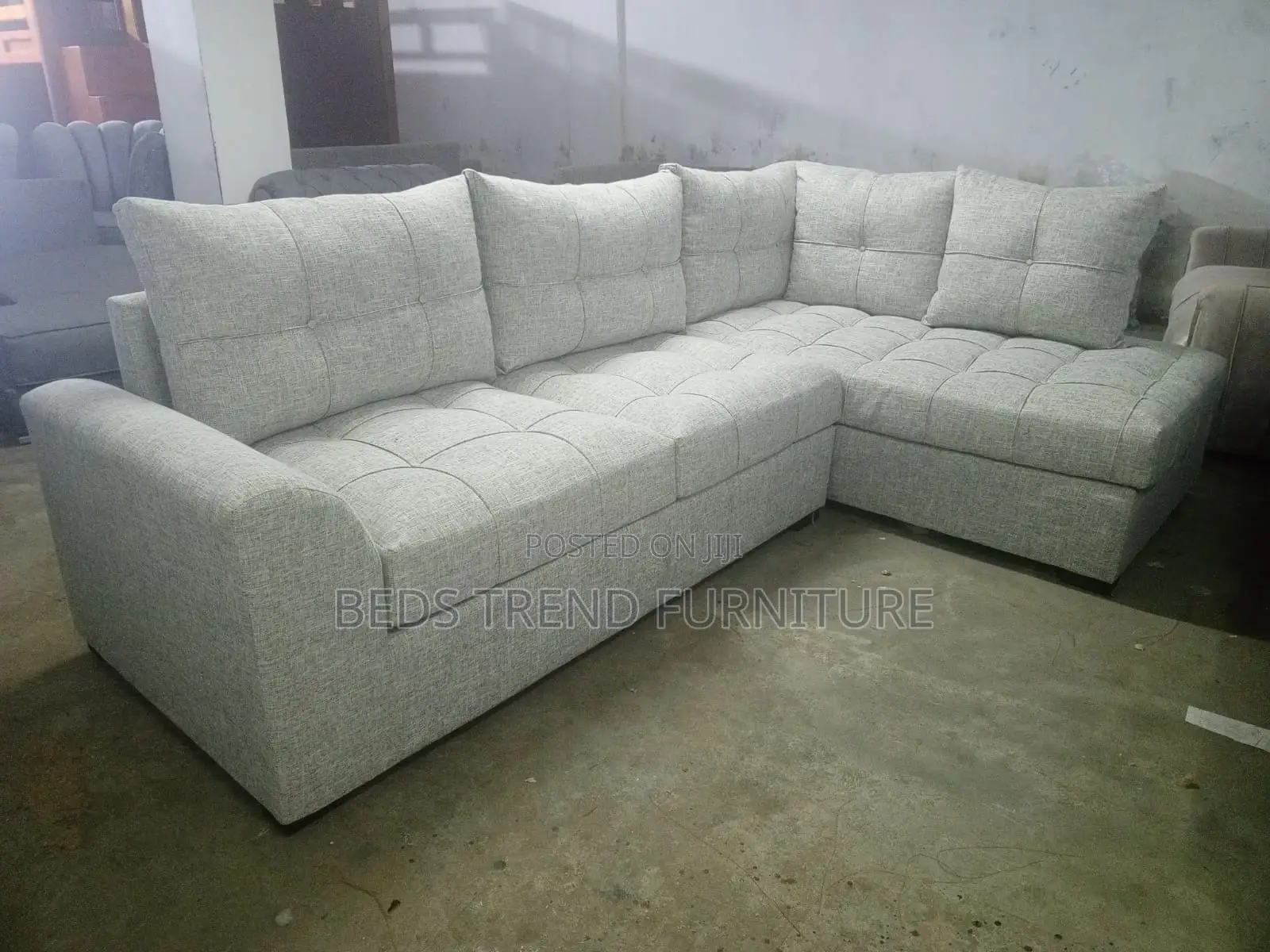 6-Seater L Seat Sofa Light Grey Tufted Elegance