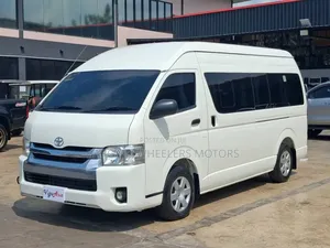 Toyota Grand HiAce 2019