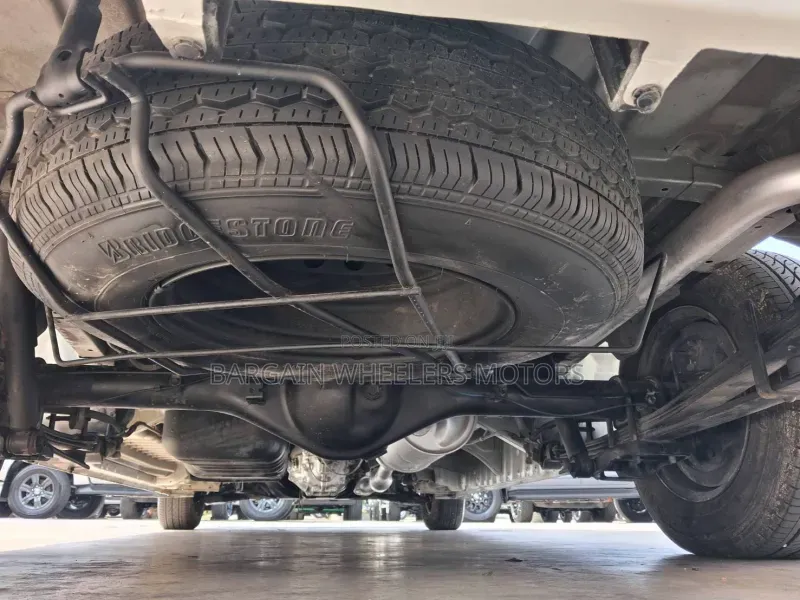 Toyota Grand HiAce 2019