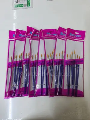 Quality Canvas Brushes Available