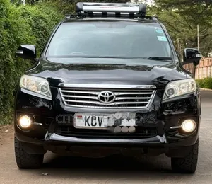 Toyota Vanguard 2013 Black