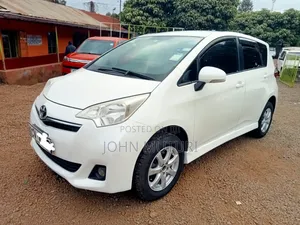 Toyota Ractis 2013 White