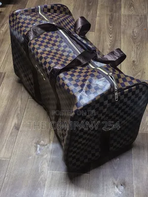 Quality Leather Designer Luiz Vtton Traveling Large Size Bag Available