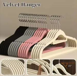 Non-Slip Hanger