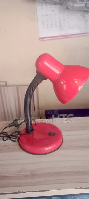 Adjustable Desk/Reading Lamp