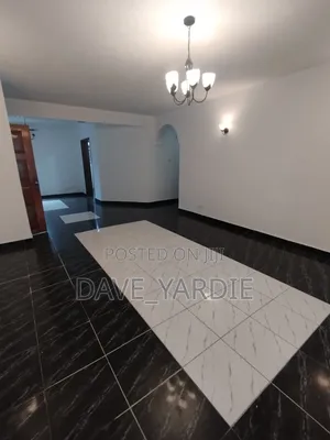 3bdrm Block of Flats in State House Area for sale