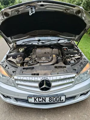 Mercedes-Benz C200 2010 Silver