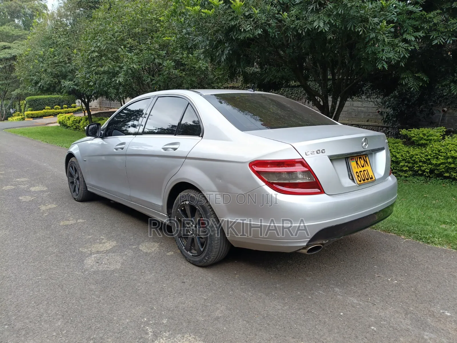 Mercedes-Benz C200 2010 Silver