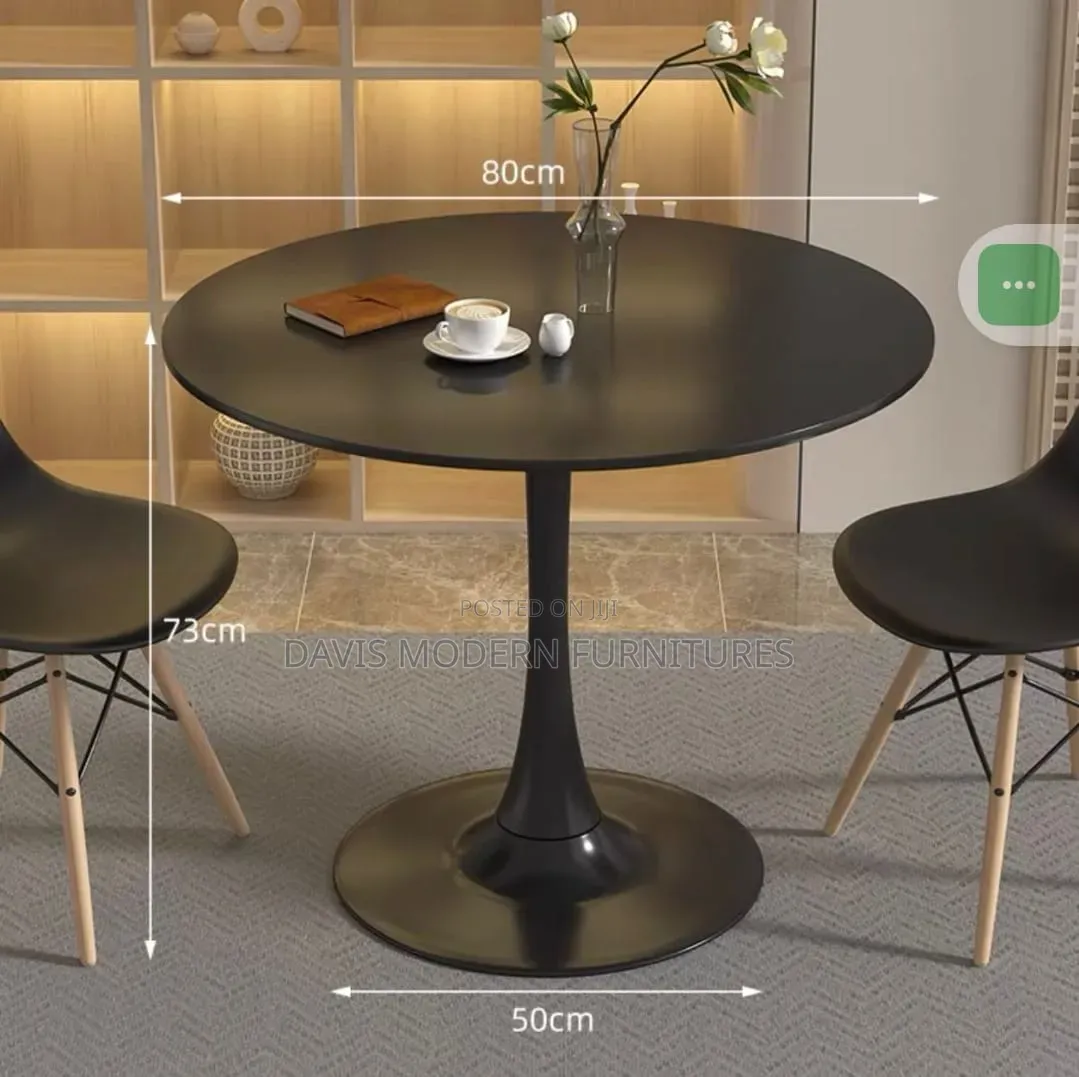 Tulip-Style Dinning Table
