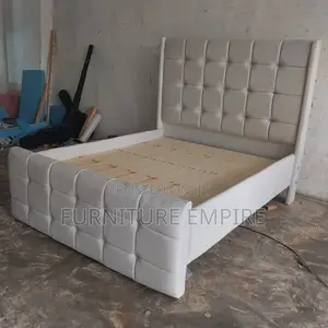 5 by 6 Chester Bed With Tufted Upholstery