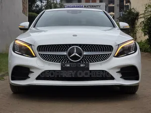 Mercedes-Benz C200 2019 White