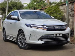 Toyota Harrier 2019 White