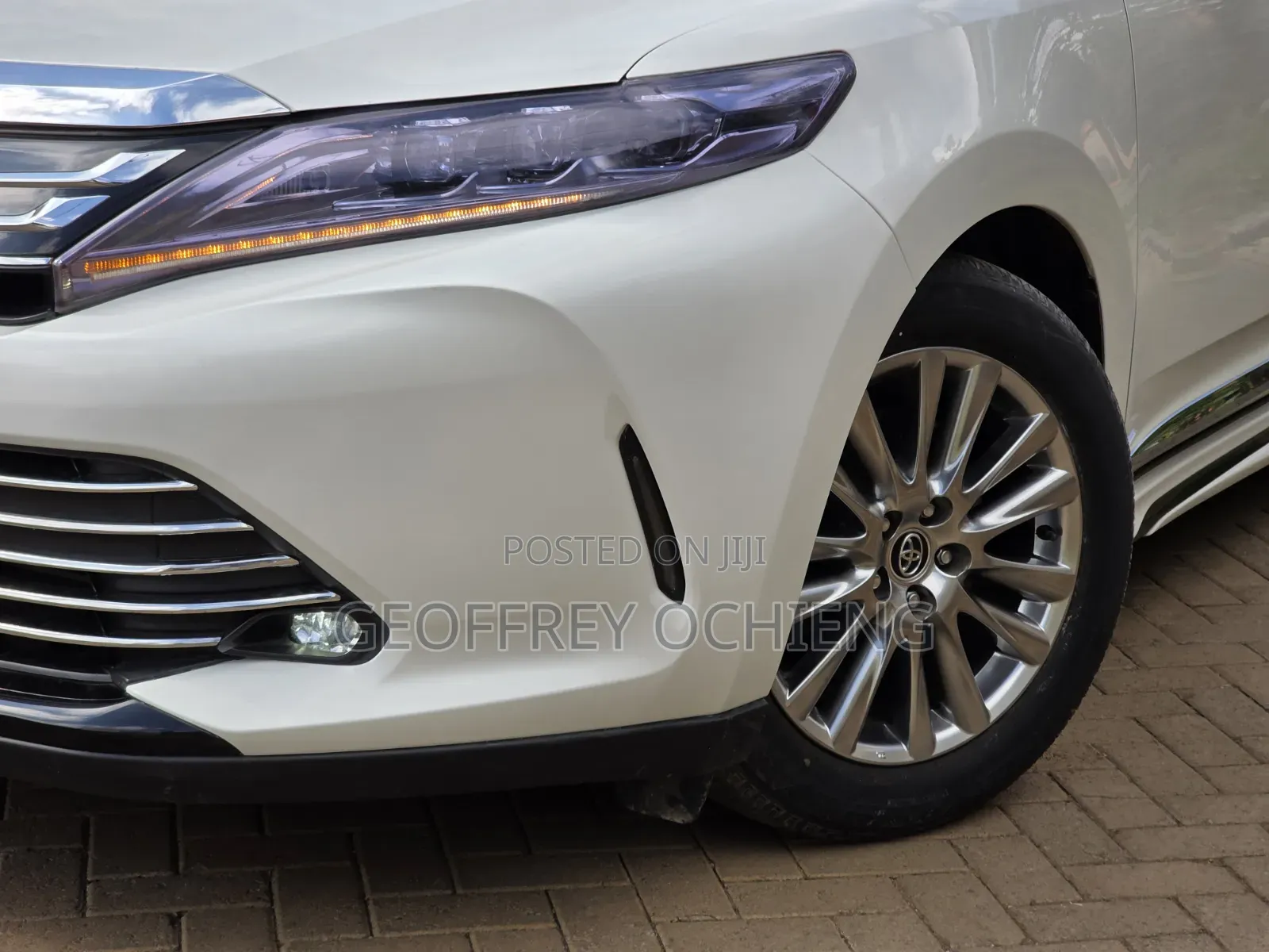 Toyota Harrier 2019 White