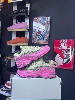 Ladies New Balance 1000 "Real Pink" Sneakers