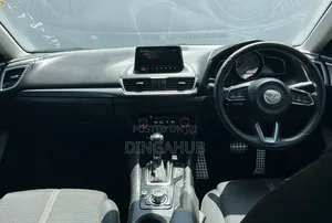 Mazda Axela 2018 Black
