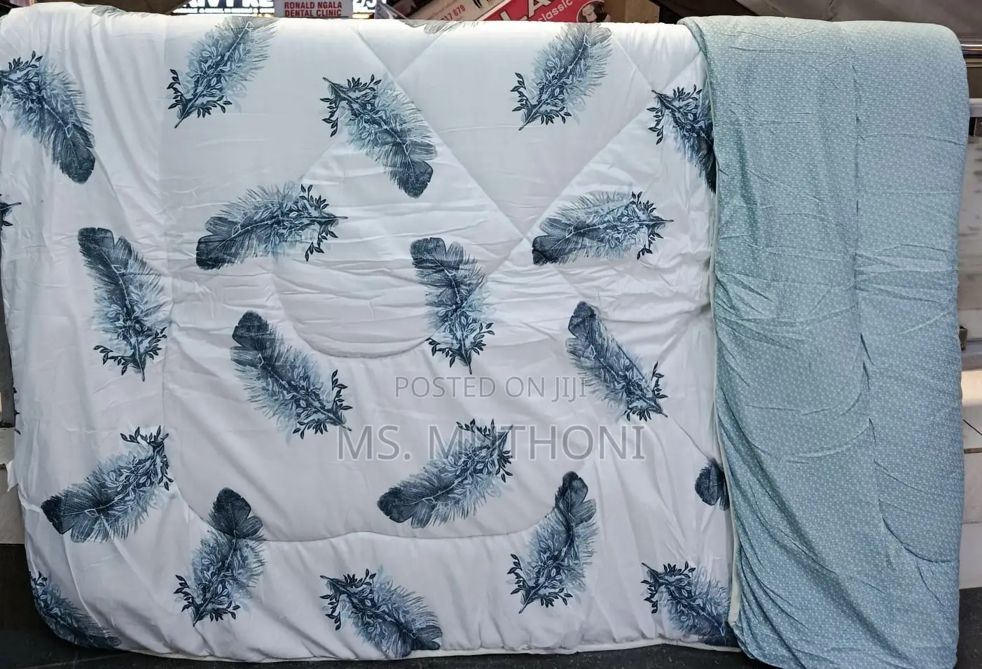 Blue Feather Pattern Warm Quilted Duvet Cover Set