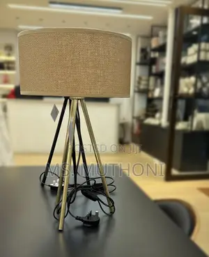 Levi Decorative Tripod Rattan Table Lamp + Bulb