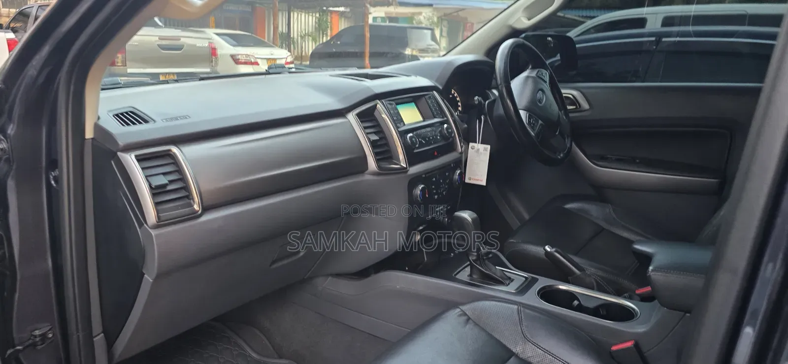Ford Everest 2019 Gray