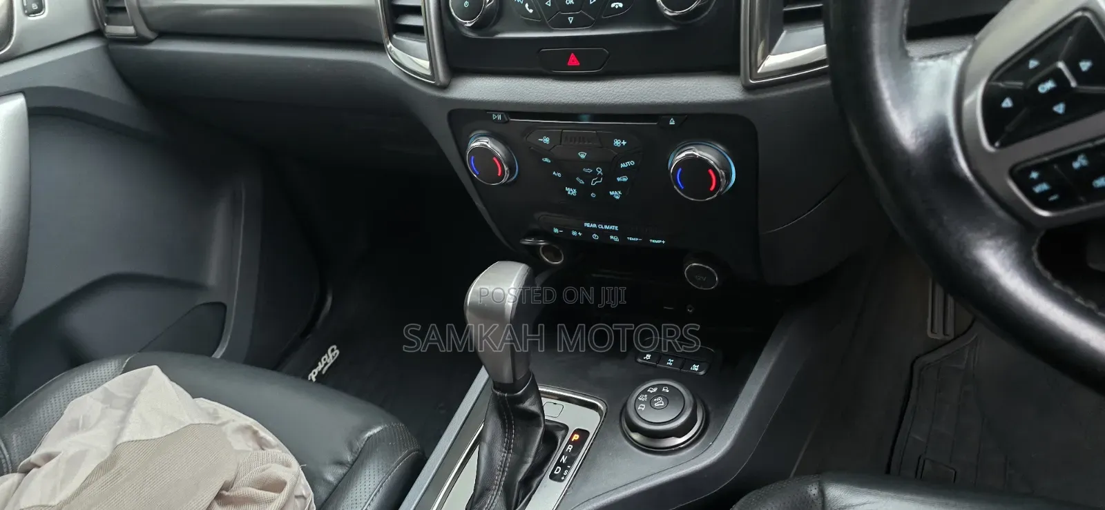 Ford Everest 2019 Gray