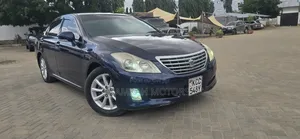 Toyota Crown 2011 Blue