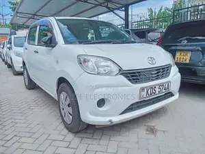 Toyota Passo 2017 White