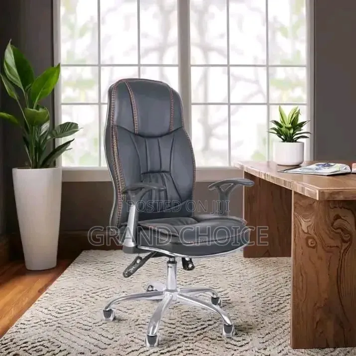 High Back C-35 Office Leather Chair