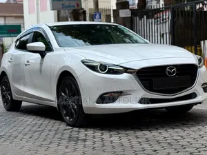 Mazda Axela 2018 Pearl