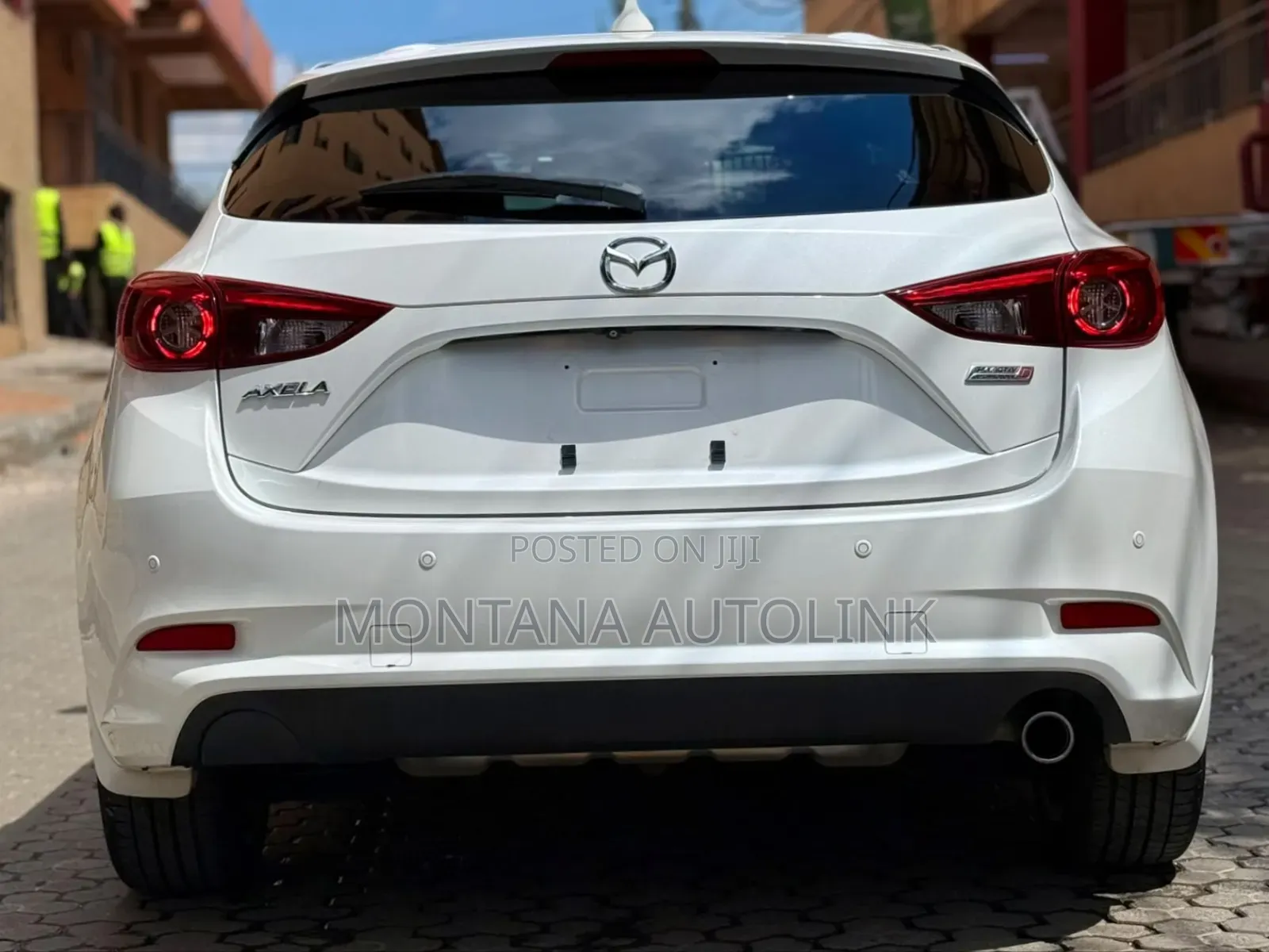Mazda Axela 2018 Pearl